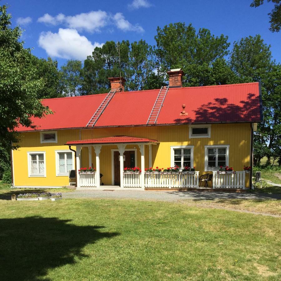 Enecopia Bed & Breakfast Enköping エクステリア 写真